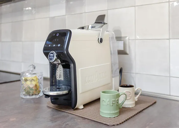 Little Near Ferrari's Apartment *